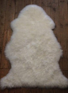  Long Wool Single Stitched Sheepskin Rug | Ivory