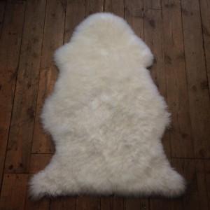  sheepskin rugs-soft-affordable-white-luxury-style