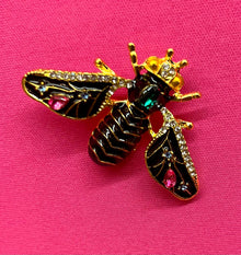  Vintage Bee Brooch /Scarf Pin