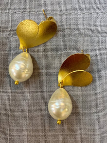  Bronze Double Leaf Pearl Drop Earrings