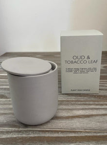  Ceramic Candle Oud & Tobacco