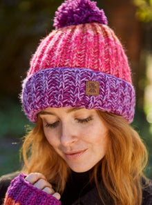  Cotopaxi Bobble Beanie Pink