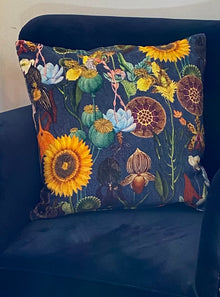  Flora Vintage Velvet Cushion Cover 50 x 50 cm