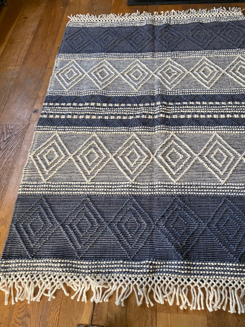 Large Wool Rug Grey & White Tufted Wool