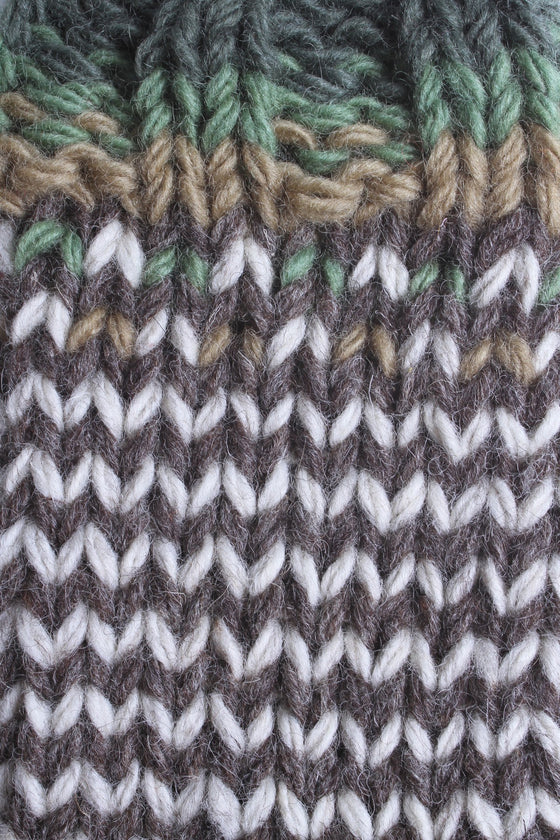 Santiago Sofa Socks Green Bark