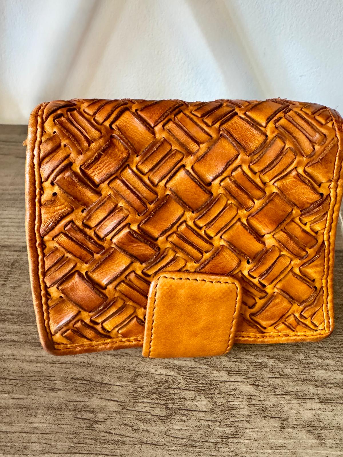 Wooven Leather Purse Tan