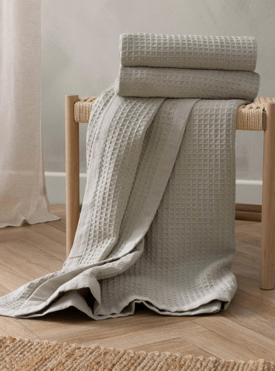 Canopy Oversized Throw Stone