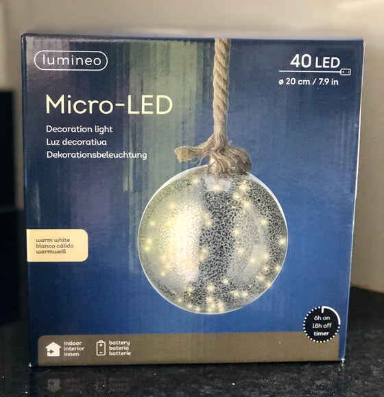 LED 40cm Silver light Up Ball With Rope Silver